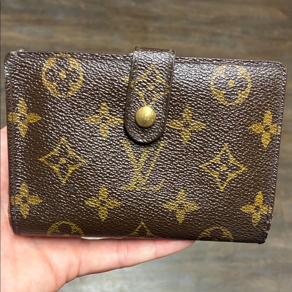 Authentic Vintage Louis Vuitton Brown and Gold Monogram Kiss lock Wallet - Picture 1 of 14